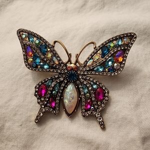 Colorful Jeweled Butterfly Brooch Iridescent Vintage-style Rhinestone